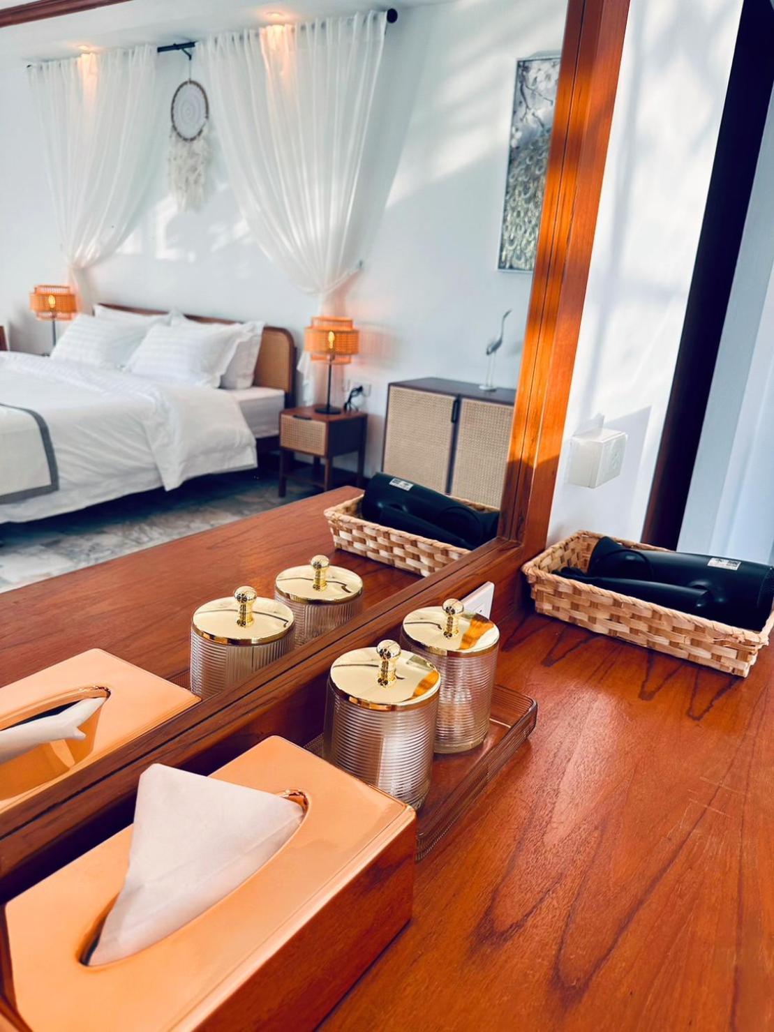 Ocean Pie Phuket - Adult Only Hotel Rawai Exterior foto